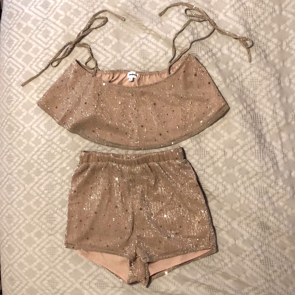REVOLVE SUPERDOWN TWO PIECE SET
